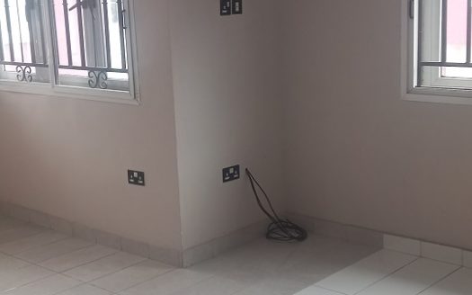 3BEDROOM TERRACE WITH BQ
