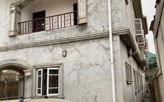 5 and 2 attached bedroom duplex