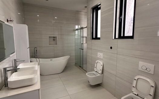 Exquisitely Designed 5 bedroom duplex at Ikoyi